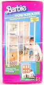 VINTAGE MATTEL BARBIE ' TOWNHOUSE ' BOXED PLAYSET