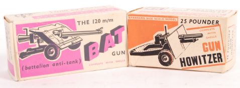 TWO VINTAGE BRITAINS MADE DIECAST MODEL FIELD GUNS