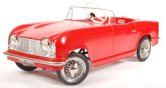 RARE VINTAGE TRI-ANG TR4 1960'S PLASTIC PEDAL CAR