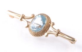 9CT GOLD HALLMARKED LADIES BLUE QUARTZ STONE BAR B