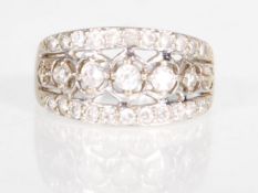 A hallmarked 14ct gold ladies dress ring set with