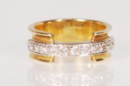 A CONTEMPORARY 18CT GOLD & DIAMOND HALF ETERNITY R