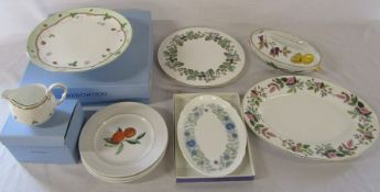 Selection of Wedgwood and Royal Worcester ceramics, some boxed inc Wedgwood 'Wild Strawberry' cake