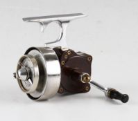 Illingworth No5 Mk. II Threadline Trout reel - bakelite body, finger pick up, brake tensioner to