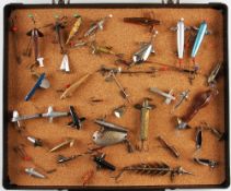35 assorted fishing baits - including Allcocks Dazzler, Hardy Sylph, Eaton and Deller spoon, Hardy