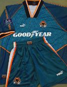 1997-97 Wolverhampton Wanderers Away Football Shirt and Shorts - a short sleeve shirt with No.16