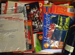 Collection of Manchester Utd memorabilia to include modern official United handbooks, Salute to