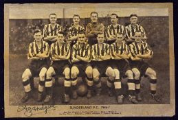 Autographed 1946/1947 Sunderland magazine team photograph with signatures of Housain, Stelling,
