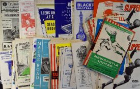 Assorted 1960s Football Programmes to include a mixed variety of English League and Cup fixtures,