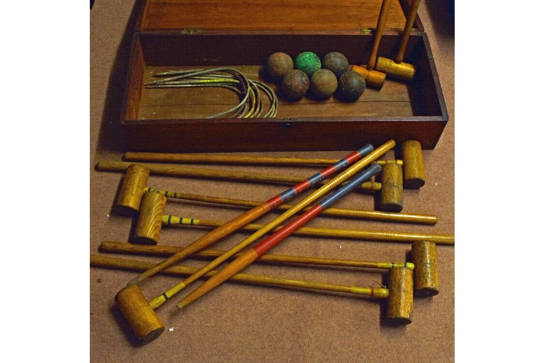 Croquet Set to include 7x Adult mallets, 2x Junior Mallets, 2x various winning posts, 9x hoops, 6x - Image 1 of 2