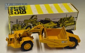 NZG Caterpillar Wheel Tractor Scraper No 122 Diecast Model Toy Cat 621 in yellow with original