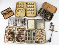 Fly Fishing Cases / Tins: To include 6 tins of various sizes 5 having a good selection of flies