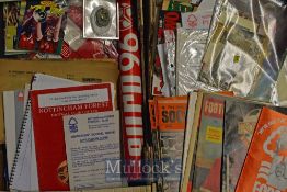 Nottingham Forest Football Memorabilia Selection a superb collection comprising brochures