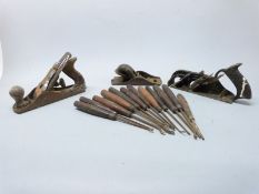 A collection of wood carving / turning chisels, Stanley planes no 4, no 110 and no 78