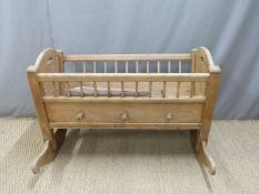 19th century pine rocking crib, L95 x W52 x H67cm