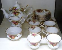 Royal Albert Old County Roses tea ware, 22 pieces