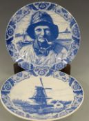 Two Delft chargers, 39cm diameter