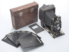Klimax folding camera with Beck-Mutar- Anastigmat Series II lens, in original leather case with film
