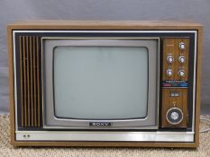 Vintage / retro Sony Trinitron colour TV, overall width 51cm