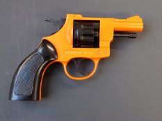 BBM Olympic 6 8-shot .22 starting/ dog training pistol/ revolver, new in original box