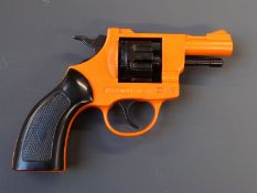 BBM Olympic 6 8-shot .22 starting/ dog training pistol/ revolver, new in original box