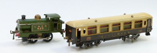 Hornby 0 gauge LNER 0-4-0 clockwork locomotive 623 together with an 0 gauge Pullman coach