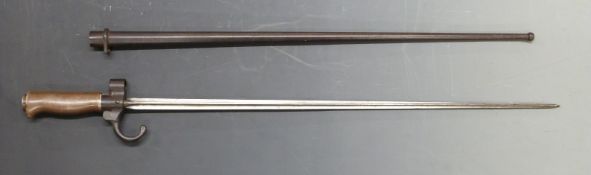 French 1886 Lebel bayonet and scabbard, blade length 52cm