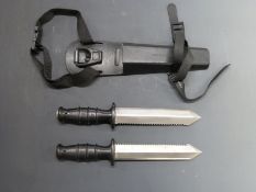 Royal Navy two John Norwine & Sons diver's knives no 4220 99 523 9744 to handle, blade length 19.