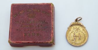 WWI 9ct gold 'Lydney Welcome Home' WWI medal awarded to R Camm, weight 10.5g