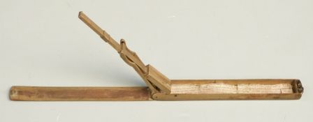 Georgian brass cased folding guinea scale with rule to outside of case