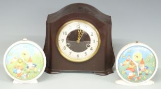Smiths 1930s bakelite mantel clock together with two Smiths Noddy c1950s/early 1960s alarm clocks