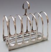 Edward VII hallmarked silver seven bar toast rack, London 1904 maker William Hutton & Sons Ltd,