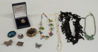 Art Deco hardstone necklace, necklaces including pearl and beaded, silver brooches and a Victorian