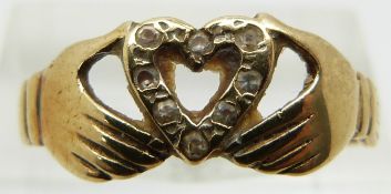 A 9ct gold Claddagh ring, 1.7g (size O)