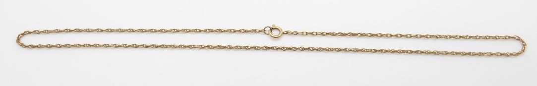 A 9ct gold chain/ necklace, 2.6g, 22.5cm drop