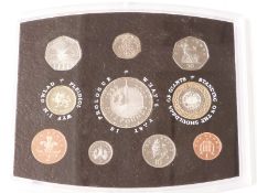 Royal Mint brilliant uncirculated UK coin set for the year 2000