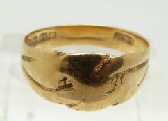An 18ct gold keeper ring, Birmingham 1914, 3.7g (size O)