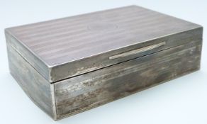 George V hallmarked silver jewellery box, the silk lined interior with slots for rings, Birmingham