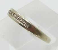 A 9ct gold ring set with diamonds (size K/L)