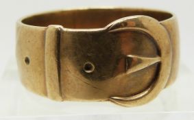 A 9ct gold buckle ring, 5.4g (size R/S)