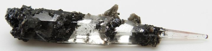 A quartz structure with Smithsonite crystals