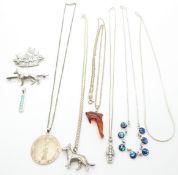 A white metal pendant in the form of a dog, silver chains, silver dog brooch, Chinese pendant,