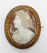Victorian brooch with wire work detail set with a cameo, width 4.5cm x length 5cm