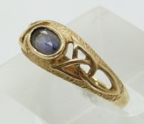 A 9ct gold ring set with a tanzanite (size L)