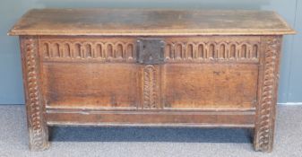 18thC carved oak and elm coffer with interior candle box, H60 x W124 x D45cm