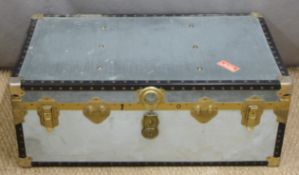 A metal bound and riveted flight case/trunk, H35 x W90 x D50cm