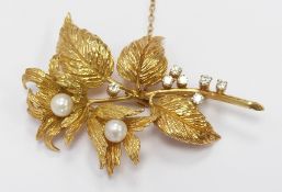 An 18ct gold brooch in the form of a flower set with pearls and diamonds, 13.4g, width 5.5cm x