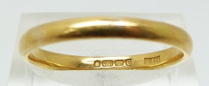 A 22ct gold wedding band/ ring, 3.6g (size U)
