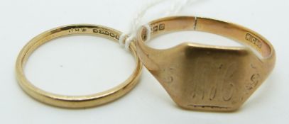 A 9ct gold ring and a 9ct gold signet ring, 4.4g