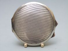 Art Deco hallmarked silver circular compact with engine turned decoration, Chester 1938 maker S.
